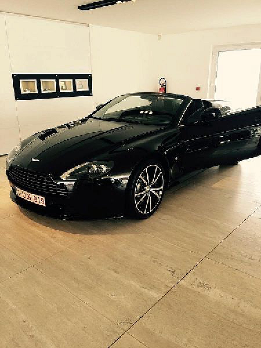 ASTON MARTIN VANTAGE SP10 cabriolet Noir occasion - 108 888 € - 6 000