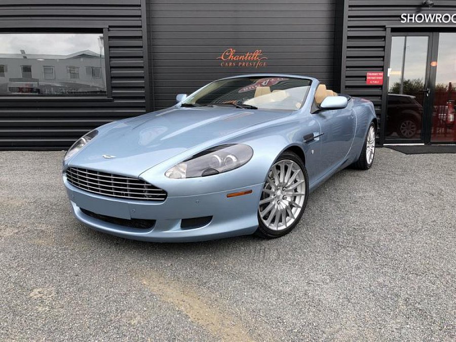 ASTON MARTIN DB9 Volante 450 ch TOUCHTRONIC 2 cabriolet Bleu clair