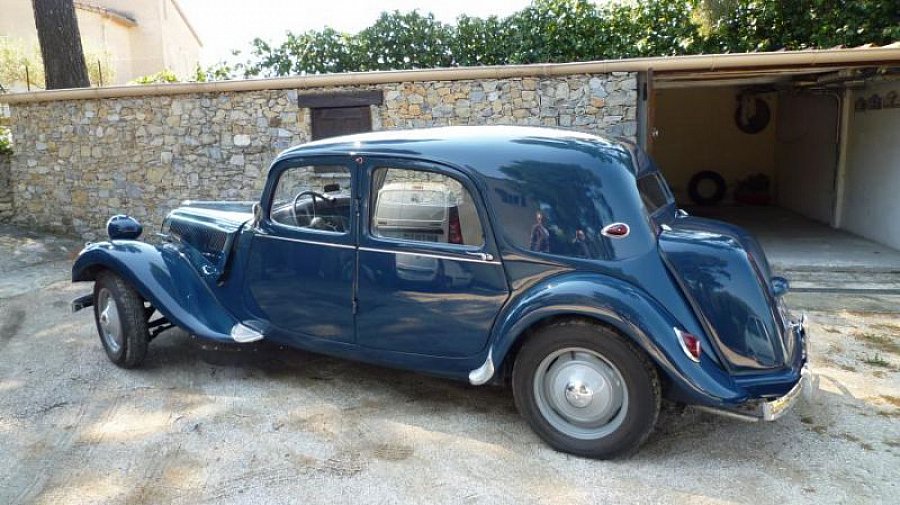 CITROEN TRACTION 11  berline Bleu fonc  occasion  18 500 