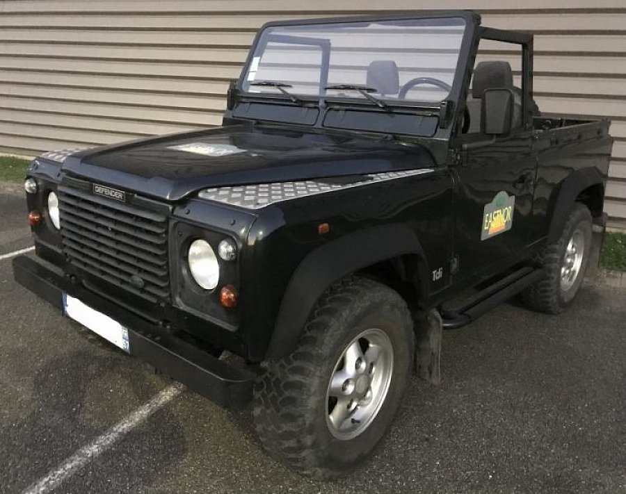 LAND ROVER DEFENDER IV 90 Hard Top 4x4 Vert occasion 35 000 € 64