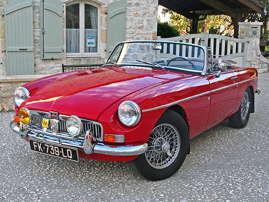 MG B Mk2 Haute Spécification, Heritage Shell, Overdrive Cabriolet Rouge ...